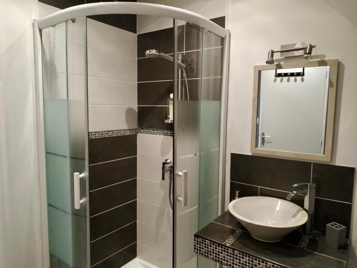 Le Gite Du Tresor Apartment มองทรอย-เบเลย์ ภายนอก รูปภาพ