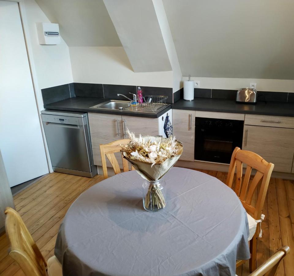 Le Gite Du Tresor Apartment มองทรอย-เบเลย์ ภายนอก รูปภาพ