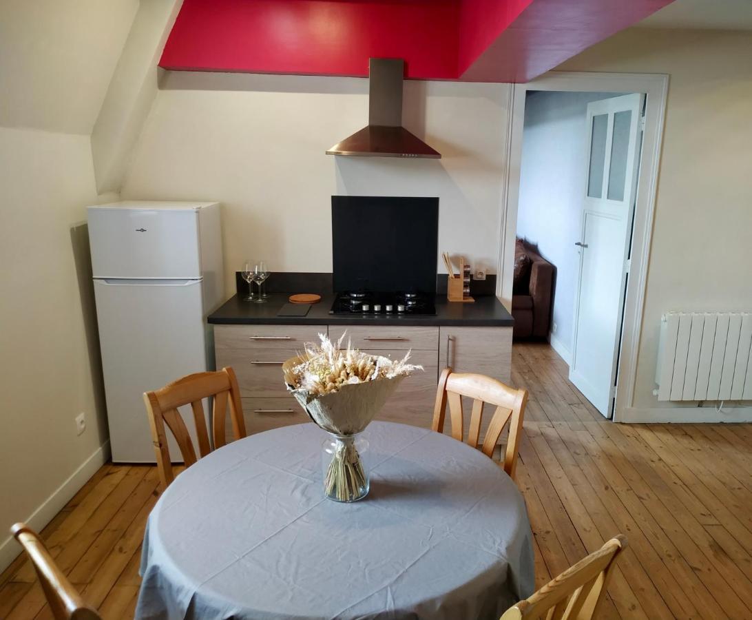 Le Gite Du Tresor Apartment มองทรอย-เบเลย์ ภายนอก รูปภาพ